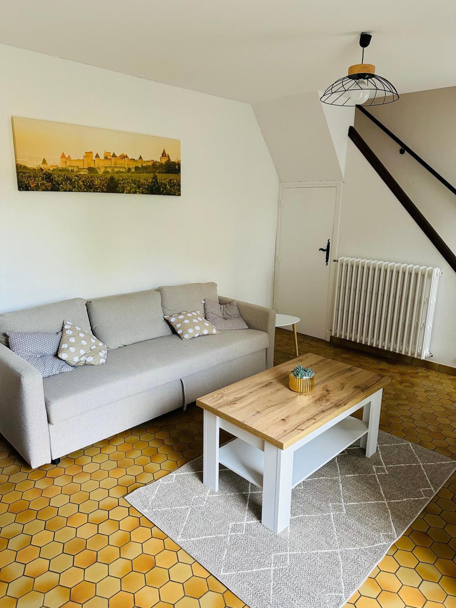 Сasa de vacaciones Maison Proche De La Cite Avec Jardin Carcasona